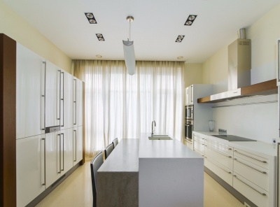 4 Комнаты, Городская, Аренда, 1-й Обыденский переулок, Listing ID 3315, Москва, Россия,