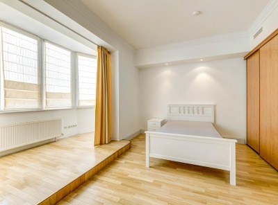 4 Комнаты, Городская, Продажа, 1-й Неопалимовский переулок, Listing ID 3357, Москва, Россия,