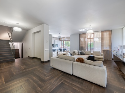 4 Bedrooms, Загородная, Продажа, Listing ID 4945, Московская область, Россия,