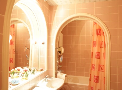 3 Комнаты, Городская, Продажа, Улица Большая Садовая, Listing ID 5291, Москва, Россия,