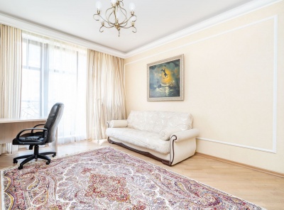 3 Комнаты, Городская, Аренда, Улица Крылатская, Listing ID 6376, Москва, Россия,