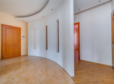 5 Комнаты, Городская, Аренда, Сеченовский переулок, Listing ID 1561, Москва, Россия,