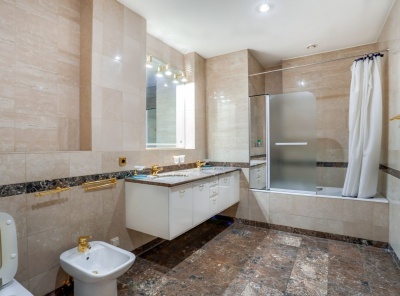 4 Комнаты, Городская, Продажа, Улица Лесная, Listing ID 1725, Москва, Россия,