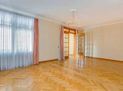 4 Комнаты, Городская, Продажа, Улица Лесная, Listing ID 1725, Москва, Россия,